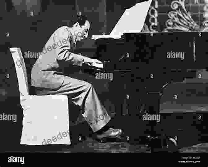 George Gershwin Playing A Steinway Piano In Pittsburgh Gershwin In Pittsburgh (Images Of America)